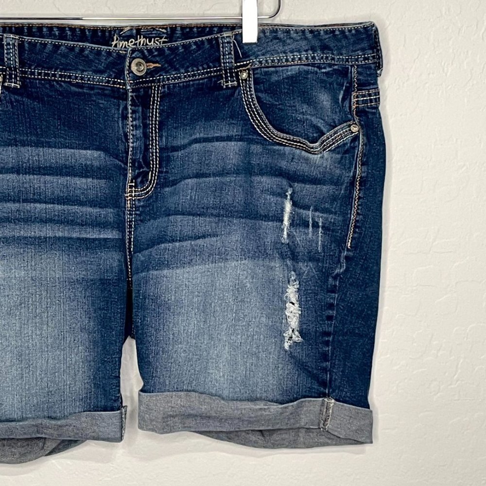 Amethyst Cuffed Bermuda Jean Denim Shorts 24 #50 - Picture 3 of 7